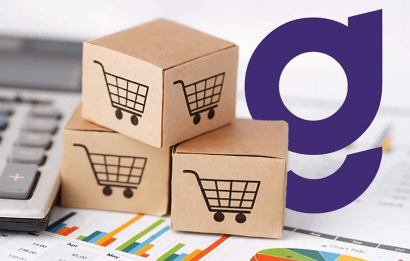 Caixas em miniatura ao lado de calculadora, com G na fonte da Gett em vetor ao fundo, simbolizando o agenciamento de cargas.