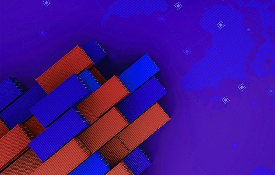 Diversos containers empilhados representando a importação courier.